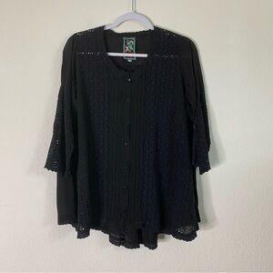 Johnny Was Womens black floral eyelet 3/4 sleeve button front Blouse S